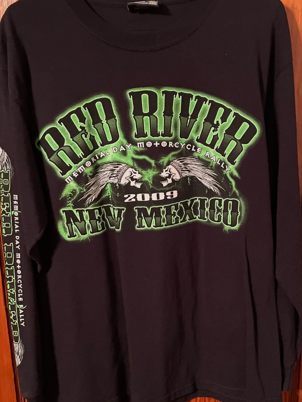 Red River New Mexico 2009 Graphic Long-Sleeve Tee - Black/Neon Green